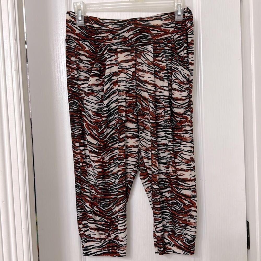 Extra belleza  animal print shorts trouzers black brown size L